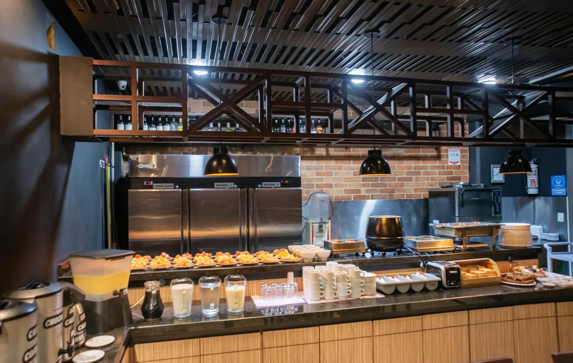 Hotel Santa Barbara Real Μπογκοτά Εξωτερικό φωτογραφία