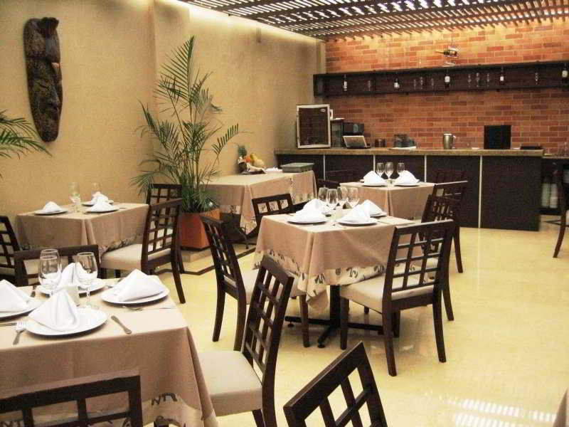 Hotel Santa Barbara Real Μπογκοτά Εξωτερικό φωτογραφία