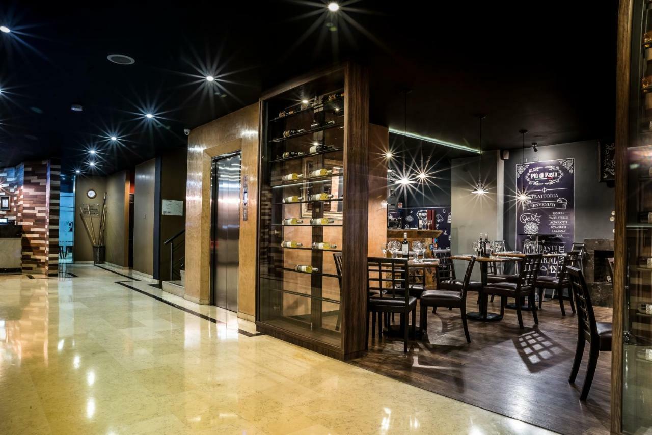 Hotel Santa Barbara Real Μπογκοτά Εξωτερικό φωτογραφία
